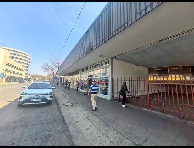 1,564M² BUILDING FOR SALE IN PRETORIA CENTRAL